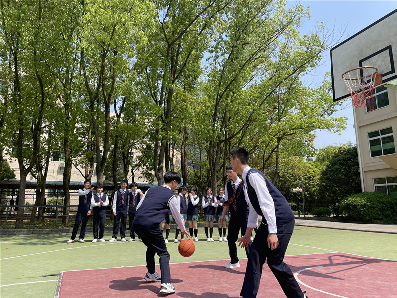 多彩校園